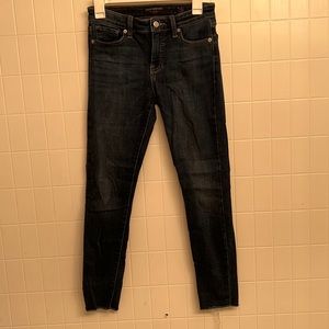 Lucky Brand Jean- Size 25. Ankle mid rise with cropped ends. Dark wash.